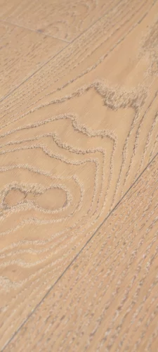 Saletés incrustées et taches tenaces